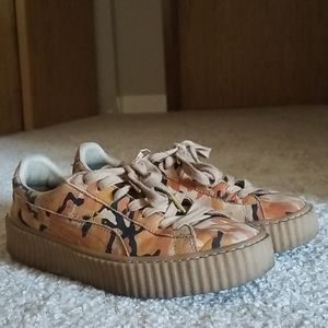 Rare Orange Camo Rihanna Pumas